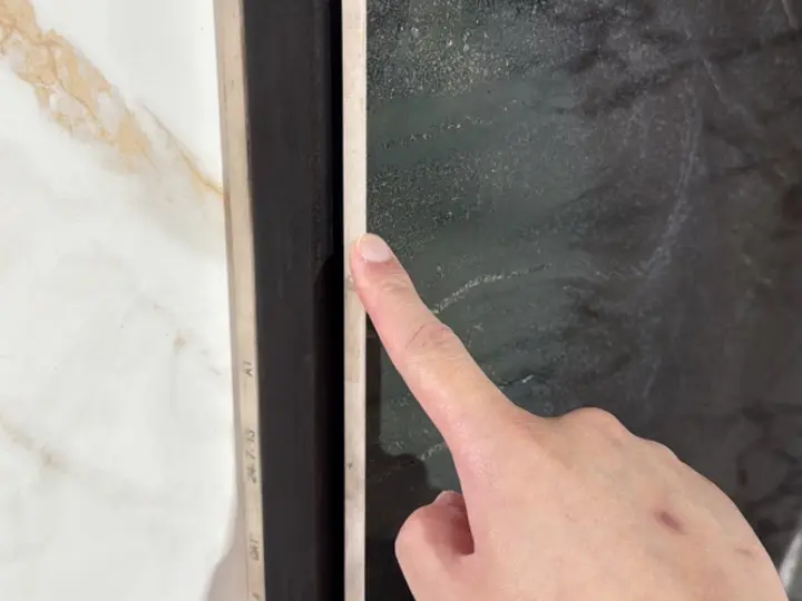 example of white base porcelain slab