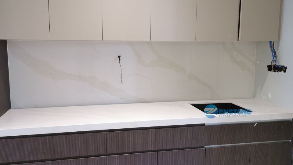 Calacatta Gold (18)