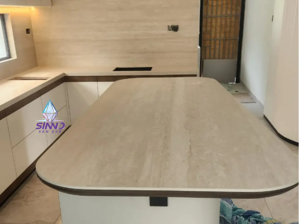 Ivory Travertine (3).webp