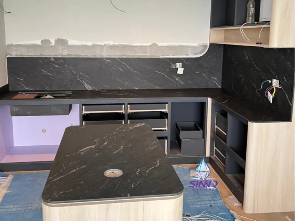 Modica Black