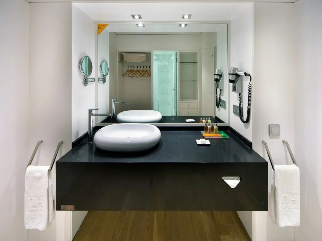 Night Tebas 18 (9).webp