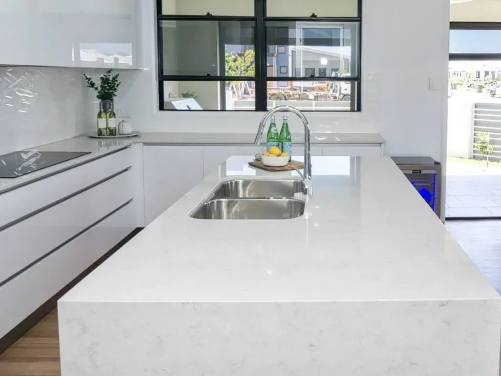 Snowy Ibiza (5).webp