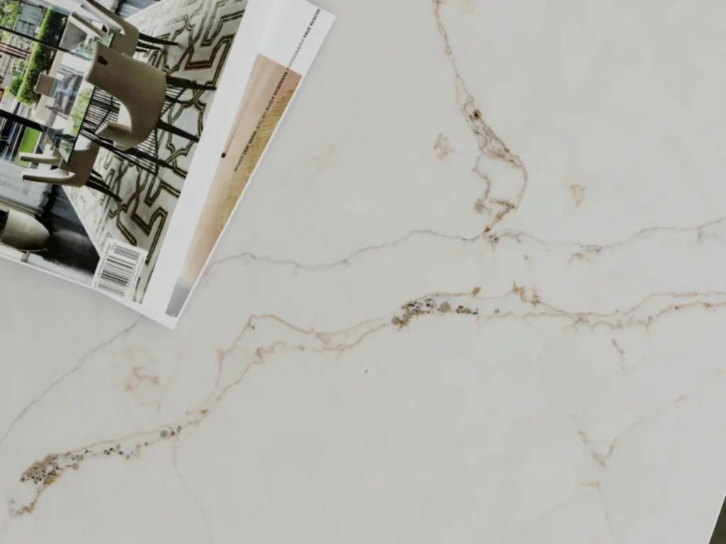 Versailles Ivory (1).webp