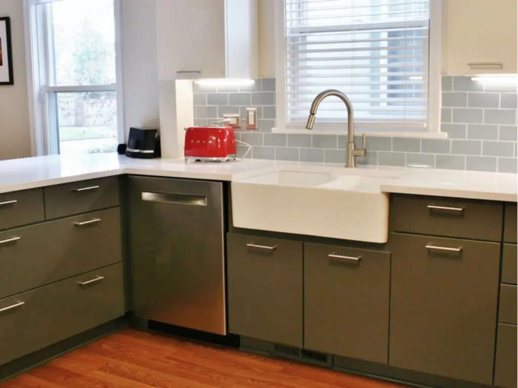 White Storm (4).webp