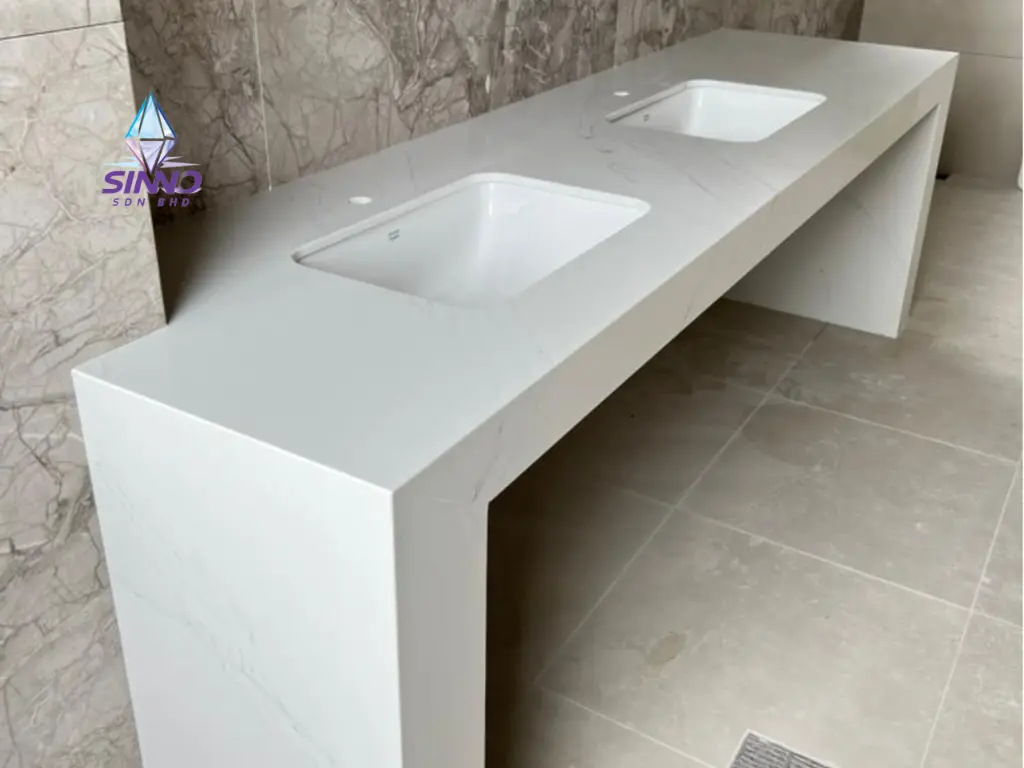 Velaria White (2).webp