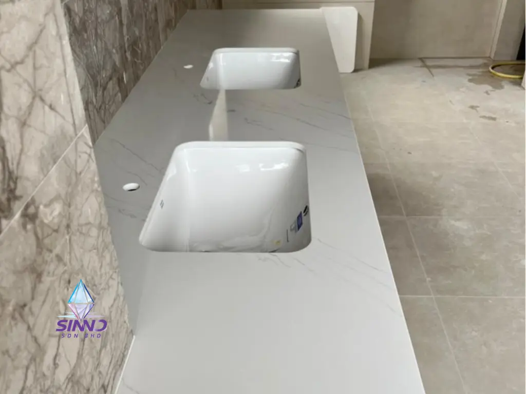 Velaria White (5).webp