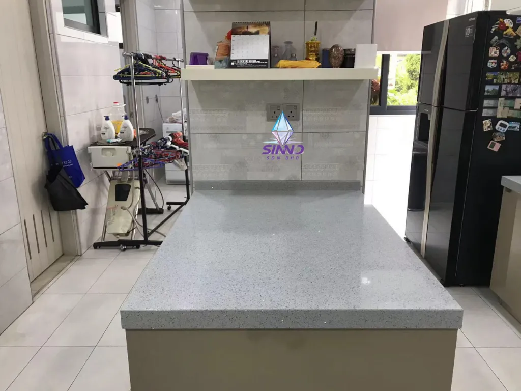 Grey Mirror (4).webp