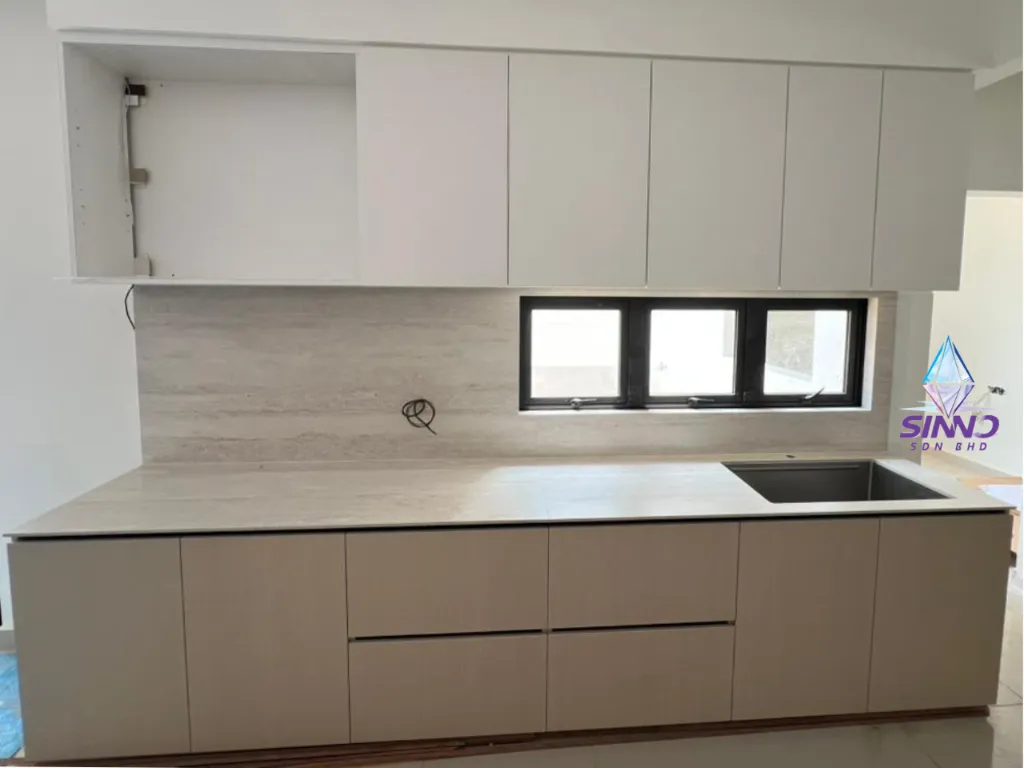 Ivory Travertine.webp