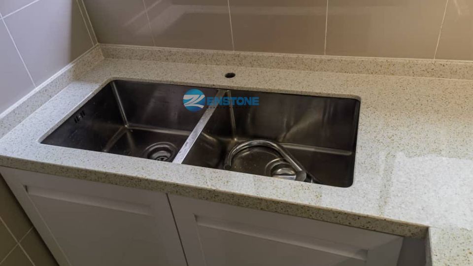 Zenstone White Gold S (1)