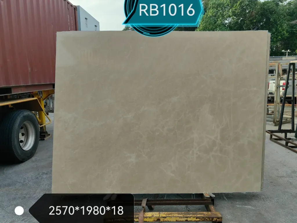 Santana Beige